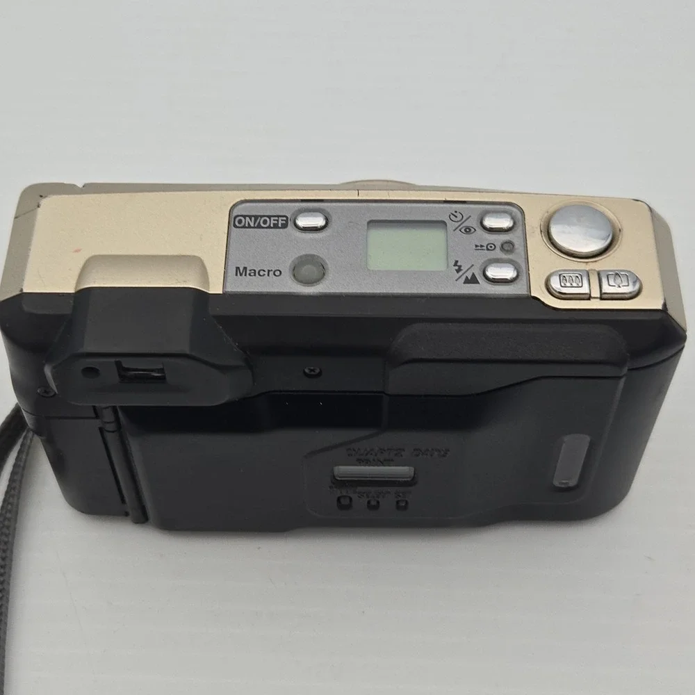 Vintage Nikon One Touch Zoom 90 35mm Quartz Date Point & Shoot Film Camera